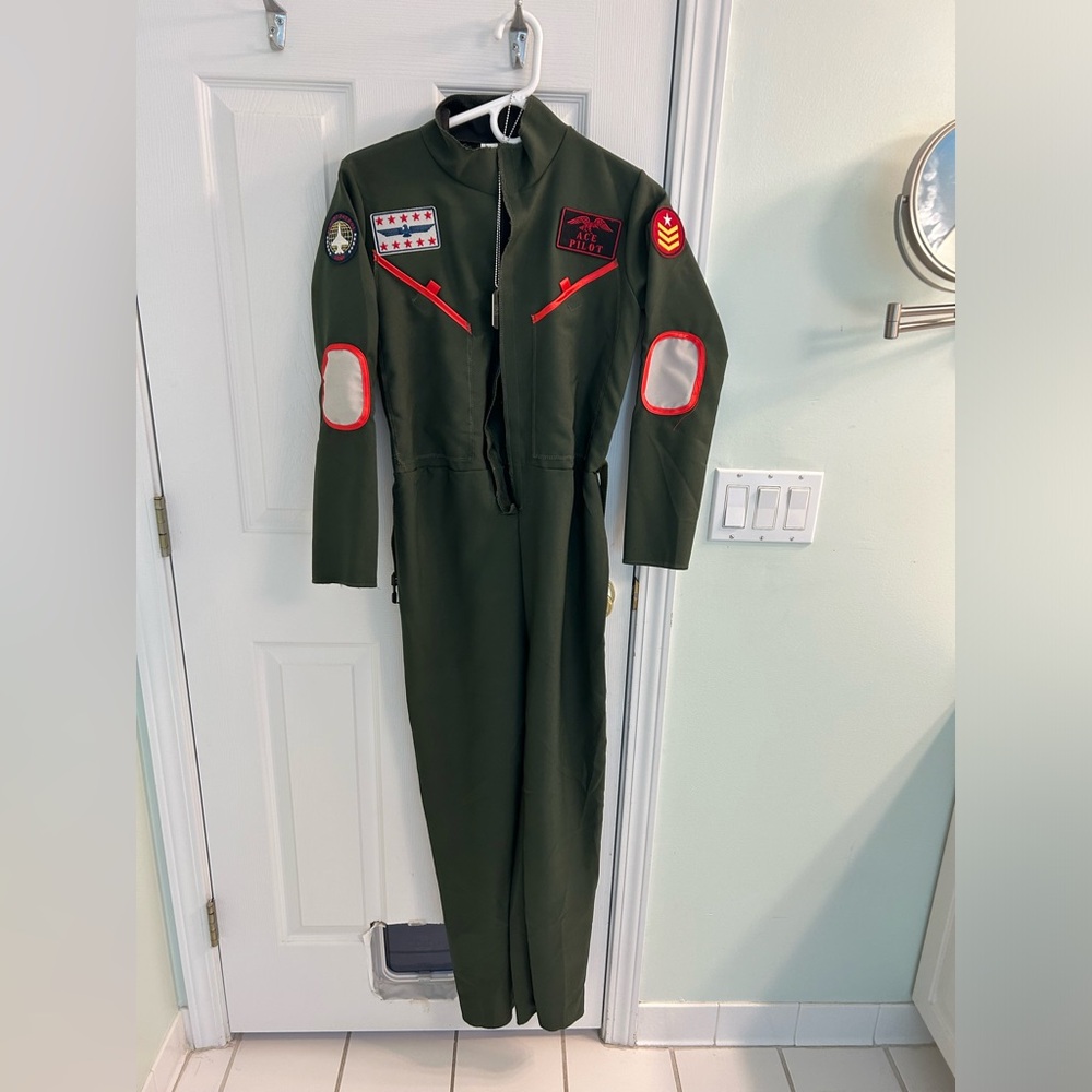 Halloween costume- Pilot